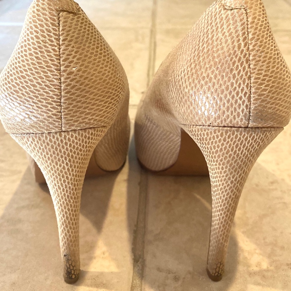 BCBGeneration • Platform Pumps - Picture 3 of 3